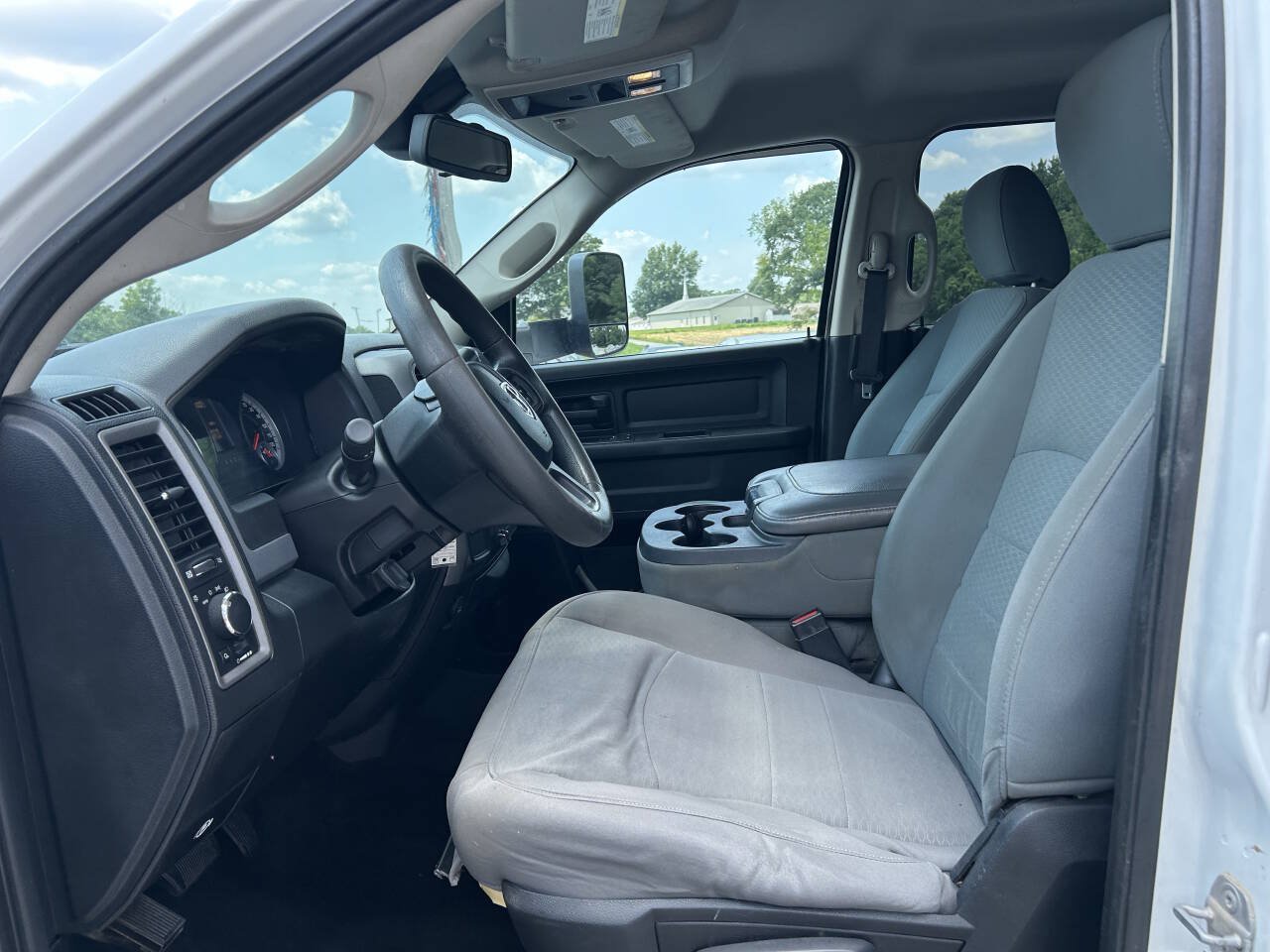 Used 2013 RAM 2500 Tradesman w/ Chrome Appearance Group AWD/4WD image 10