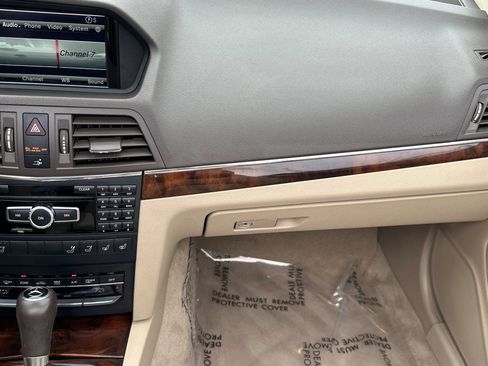 Used 2013 Mercedes-Benz E 350 E 350 image 28