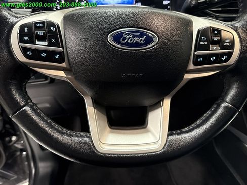 Used 2021 Ford Explorer Limited w/ Equipment Group 301A image 22