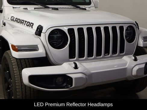 Used 2021 Jeep Gladiator Overland image 43