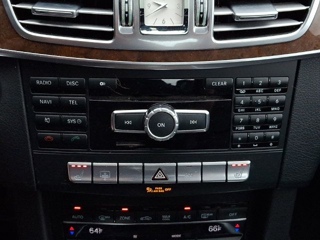 Used 2014 Mercedes-Benz E 350 4MATIC Sedan image 19