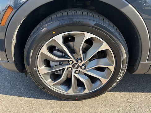 Used 2021 Lincoln Nautilus Reserve FWD image 35