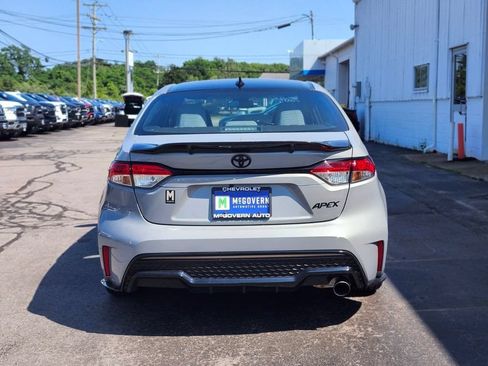 Used 2022 Toyota Corolla SE w/ Carpet Mat Package (TMS) FWD image 4