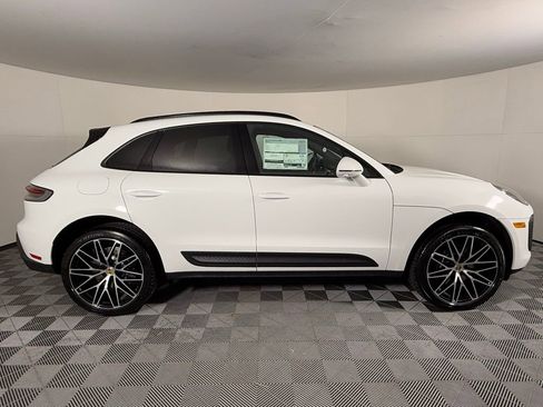 New 2026 Porsche Macan image 9