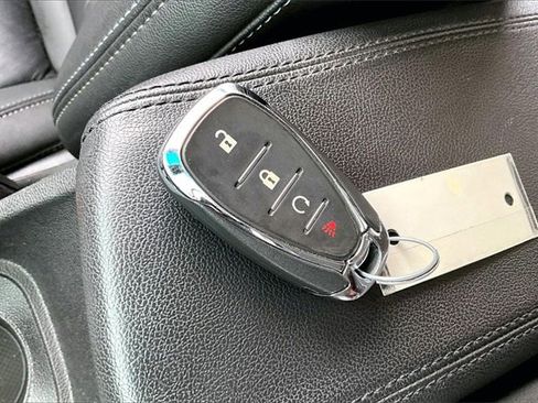 Used 2023 Chevrolet Bolt LT w/ Infotainment Package image 11