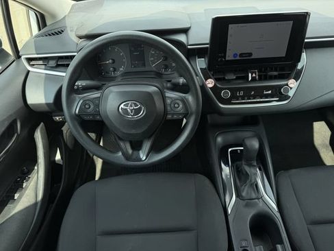 Used 2024 Toyota Corolla LE FWD image 12