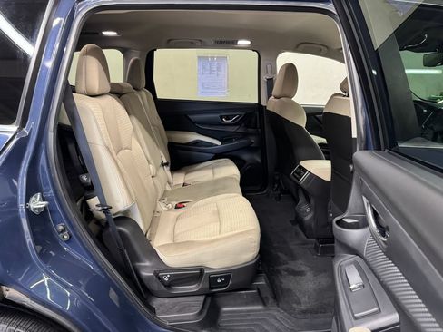 Used 2025 Subaru Ascent Premium AWD/4WD image 28