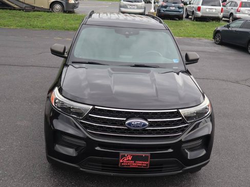 Used 2020 Ford Explorer XLT AWD/4WD image 4