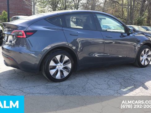 Used 2023 Tesla Model Y Long Range image 6