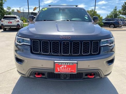 Used 2018 Jeep Grand Cherokee Trailhawk w/ Trailhawk Luxury Group AWD/4WD image 8