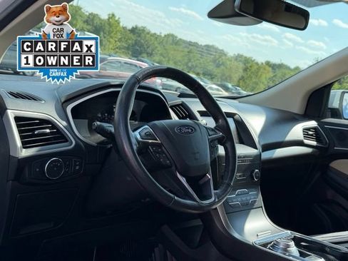 Used 2020 Ford Edge SEL w/ Convenience Package AWD/4WD image 3