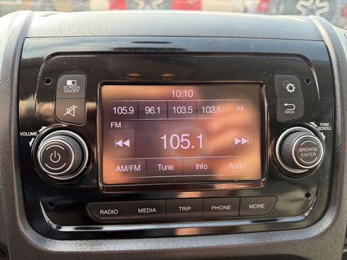 Used 2021 RAM ProMaster 2500 image 36