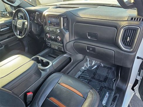 Used 2023 GMC Sierra 2500 AT4 image 16
