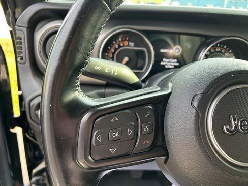 Used 2022 Jeep Wrangler Sport S image 16
