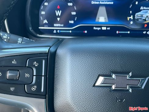 Used 2023 Chevrolet Tahoe Z71 w/ Luxury Package AWD/4WD image 22