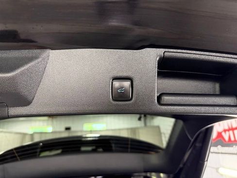 Used 2022 Ford Escape SE w/ Convenience Package AWD/4WD image 10