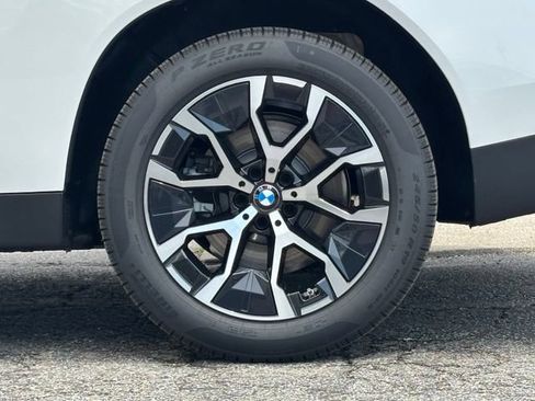 New 2026 BMW X3 xDrive30i w/ Premium Package AWD/4WD image 3
