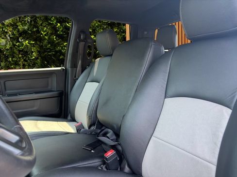 Used 2017 RAM 1500 Express w/ Black Ram 1500 Express Group AWD/4WD image 14