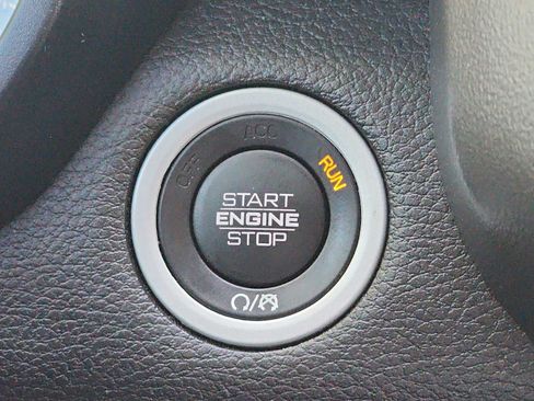 Used 2021 RAM 1500 Big Horn RWD image 23