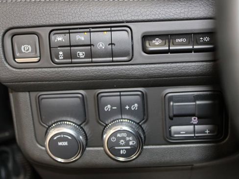 Used 2023 GMC Yukon Denali w/ Max Trailering Package image 41