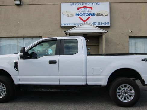 Used 2019 Ford F250 XL w/ STX Appearance Package AWD/4WD image 4