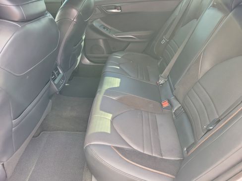 Used 2019 Toyota Avalon XSE image 9