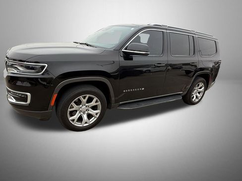 Used 2022 Jeep Wagoneer Series II image 2