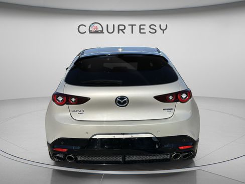 Used 2023 MAZDA MAZDA3 Hatchback w/ Appearance Package image 4