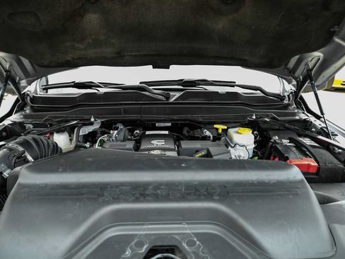 Used 2024 RAM 3500 Tradesman w/ Chrome Appearance Group AWD/4WD image 49