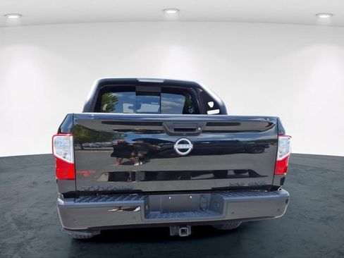 Used 2024 Nissan Titan SV w/ SV Bronze Edition Package AWD/4WD image 17
