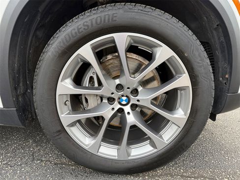 Certified 2025 BMW X5 xDrive40i w/ Climate Comfort Package image 18