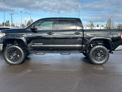 Used 2014 Toyota Tundra SR5 w/ SR5 Upgrade Package image 7