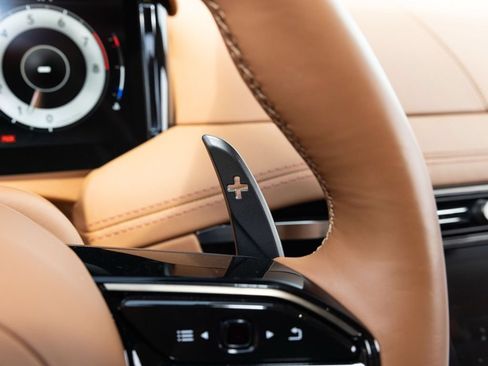 Used 2025 Aston Martin DB12 Convertible RWD image 30