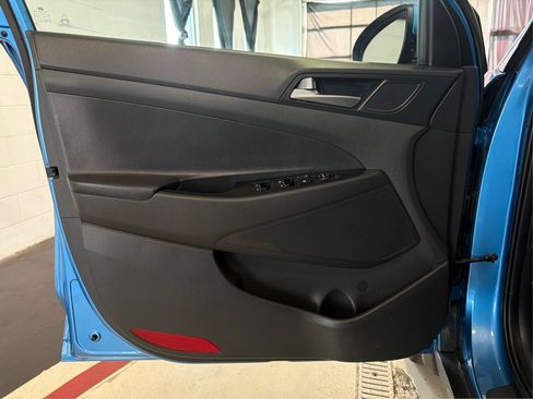 Used 2016 Hyundai Tucson Limited w/ Option Group 03 AWD/4WD image 24