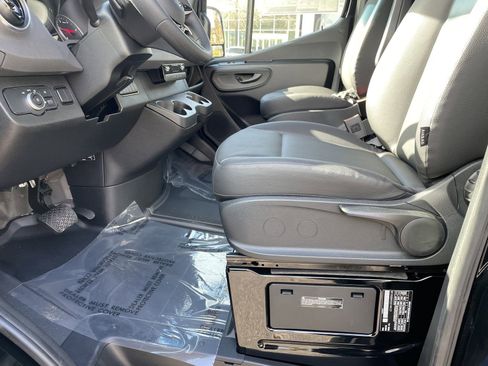 New 2025 Mercedes-Benz Sprinter 2500 image 23