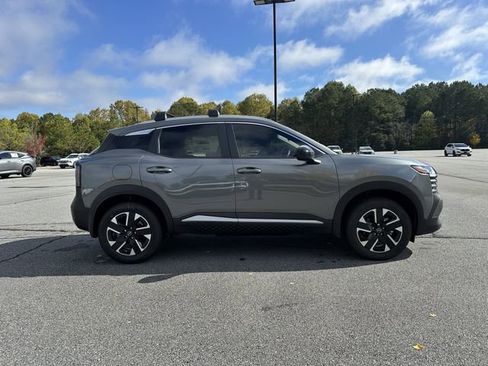 New 2026 Nissan Kicks SV w/ SV Premium Package AWD/4WD image 10