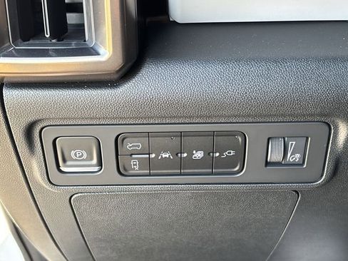 New 2025 GMC Hummer EV 2X image 20