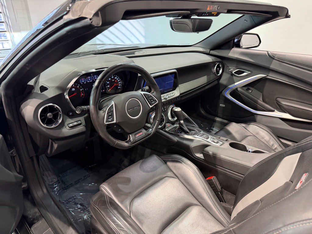 Used 2023 Chevrolet Camaro SS RWD image 16