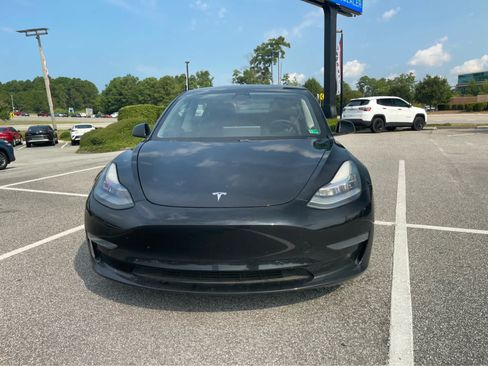 Used 2021 Tesla Model 3 Standard Range Plus RWD image 2