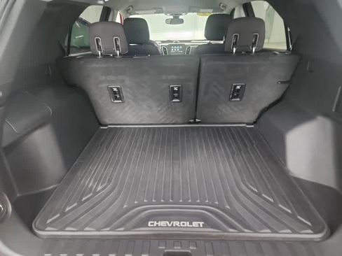 Used 2019 Chevrolet Equinox LT FWD image 36