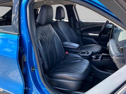 Used 2025 Ford Mustang Mach-E Select RWD image 8