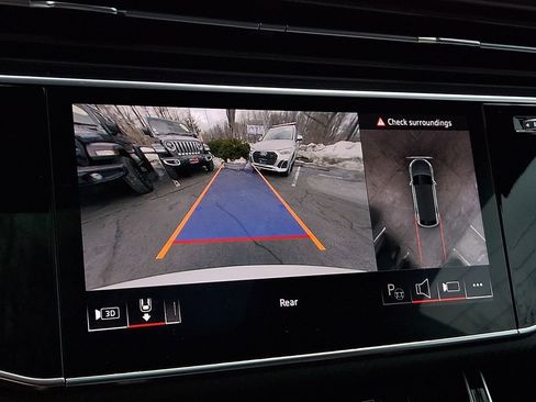 Certified 2024 Audi RS Q8 image 7