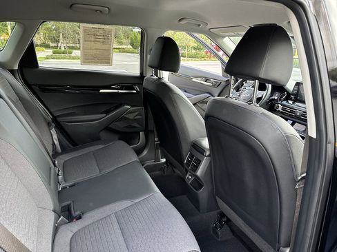 Used 2023 Kia Seltos S image 34