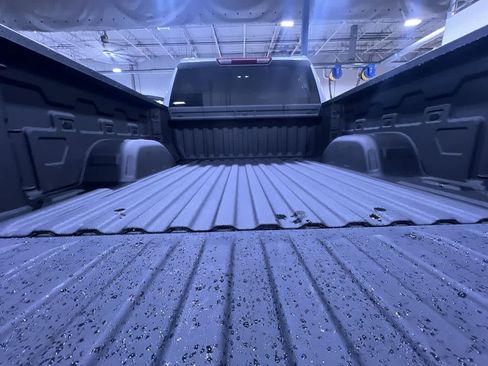 Used 2025 Chevrolet Silverado 1500 Custom image 38