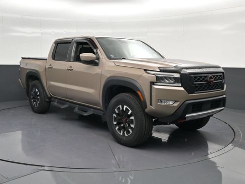 Used 2022 Nissan Frontier Pro-X RWD image 5