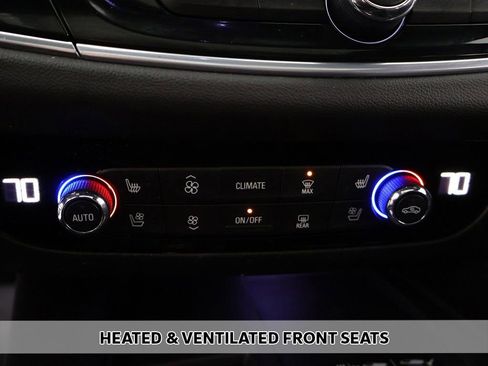 Used 2022 Buick Enclave Avenir w/ Avenir Technology Package image 10