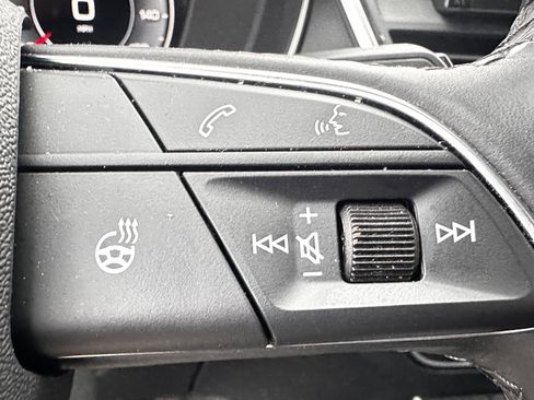 Used 2024 Audi Q5 2.0T Premium Plus image 13