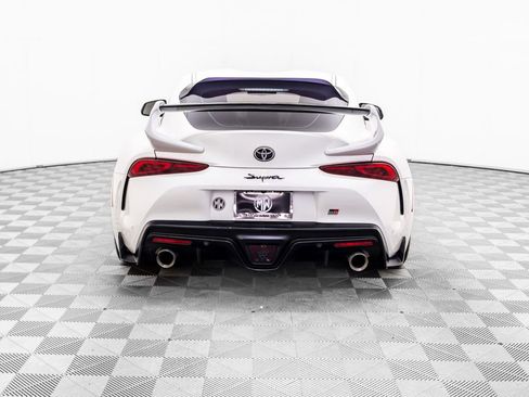 Used 2020 Toyota Supra image 4