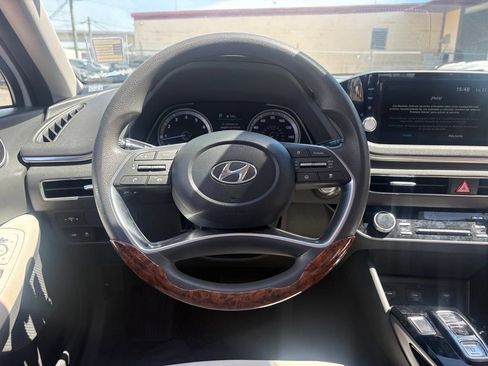 Used 2023 Hyundai Sonata SEL w/ Cargo Package FWD image 18