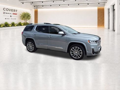 Used 2023 GMC Acadia Denali w/ Denali Ultimate Package FWD image 16